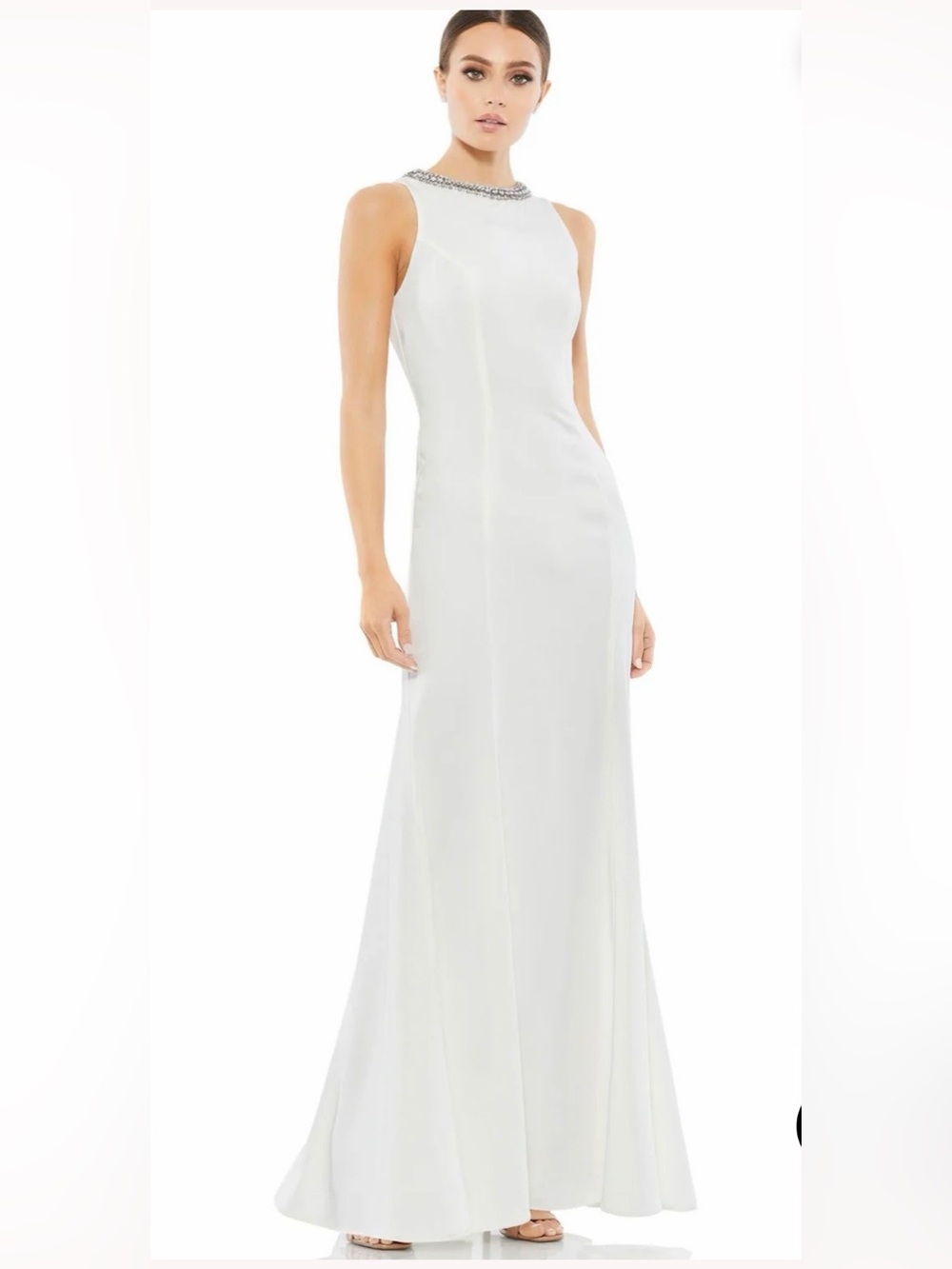 Mac Duggal 49093 White Evening Gown Beaded Neck Sleeveless Mermaid Dress Size 4